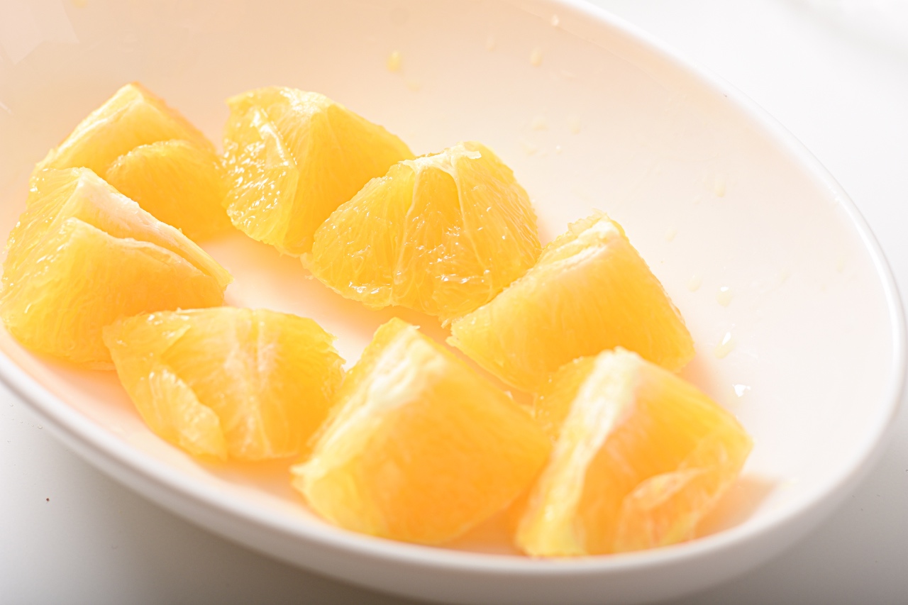 君度香橙冰美式的做法 步骤3