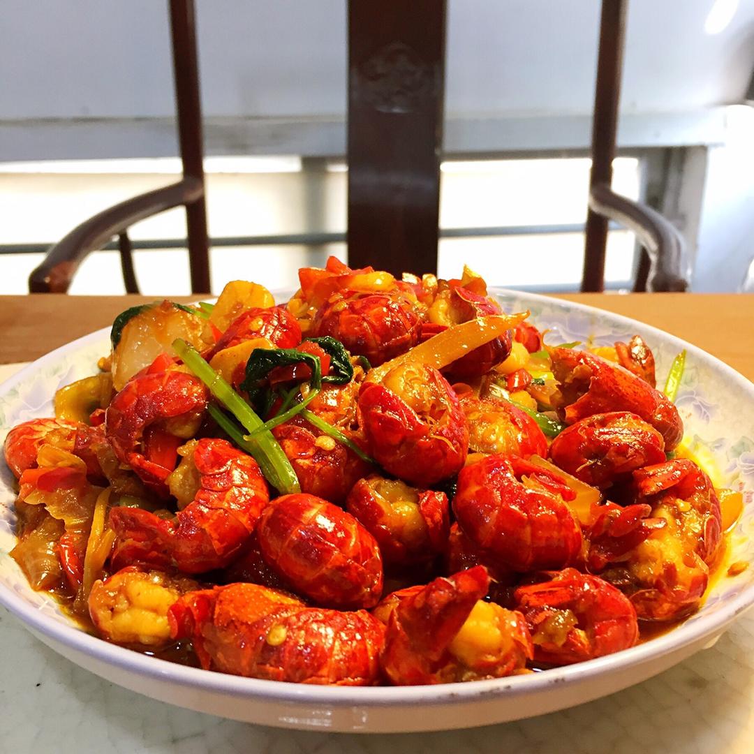 香辣小龙虾-超详细处理干净步骤！