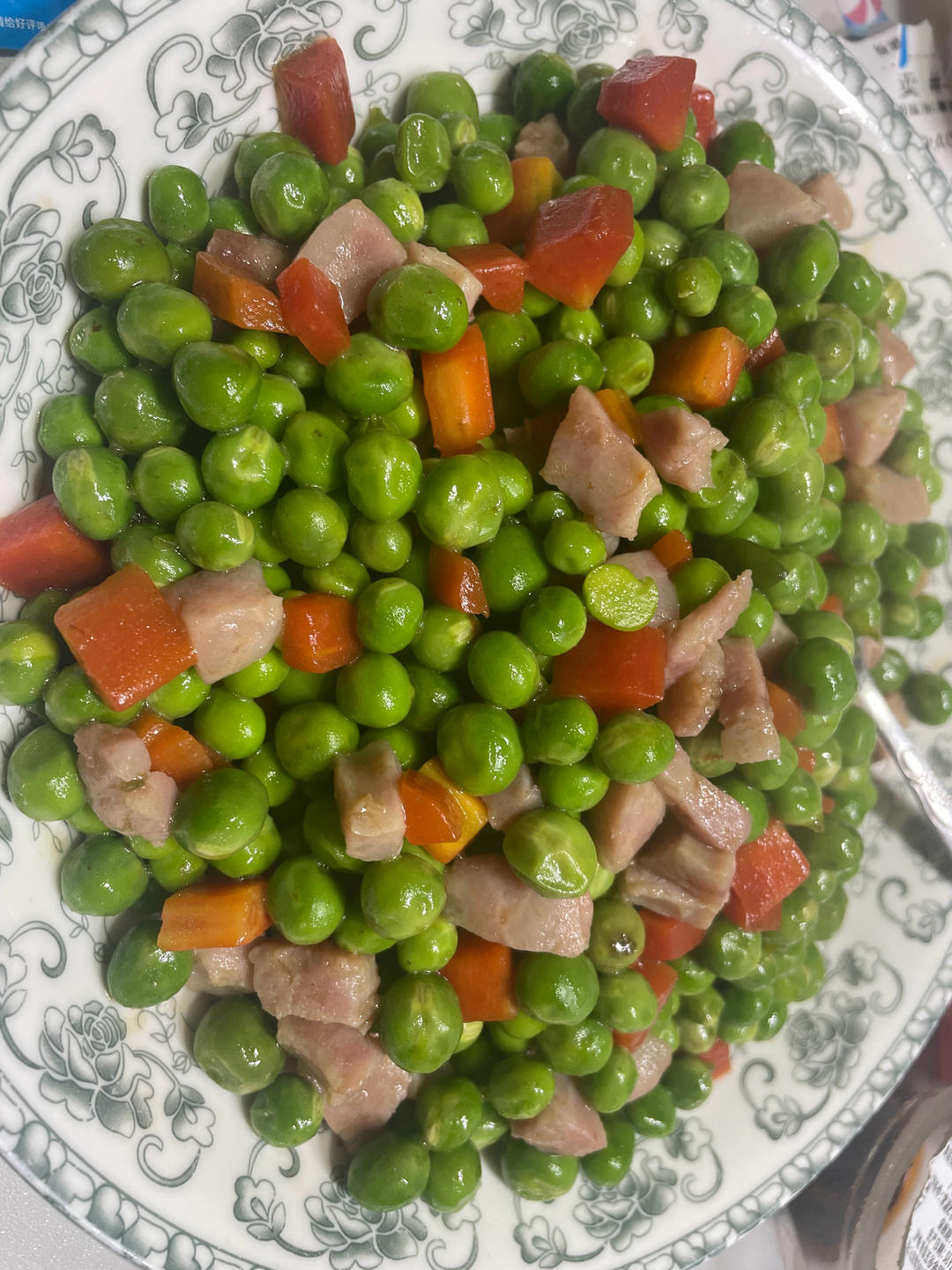 豌豆炒火腿肠