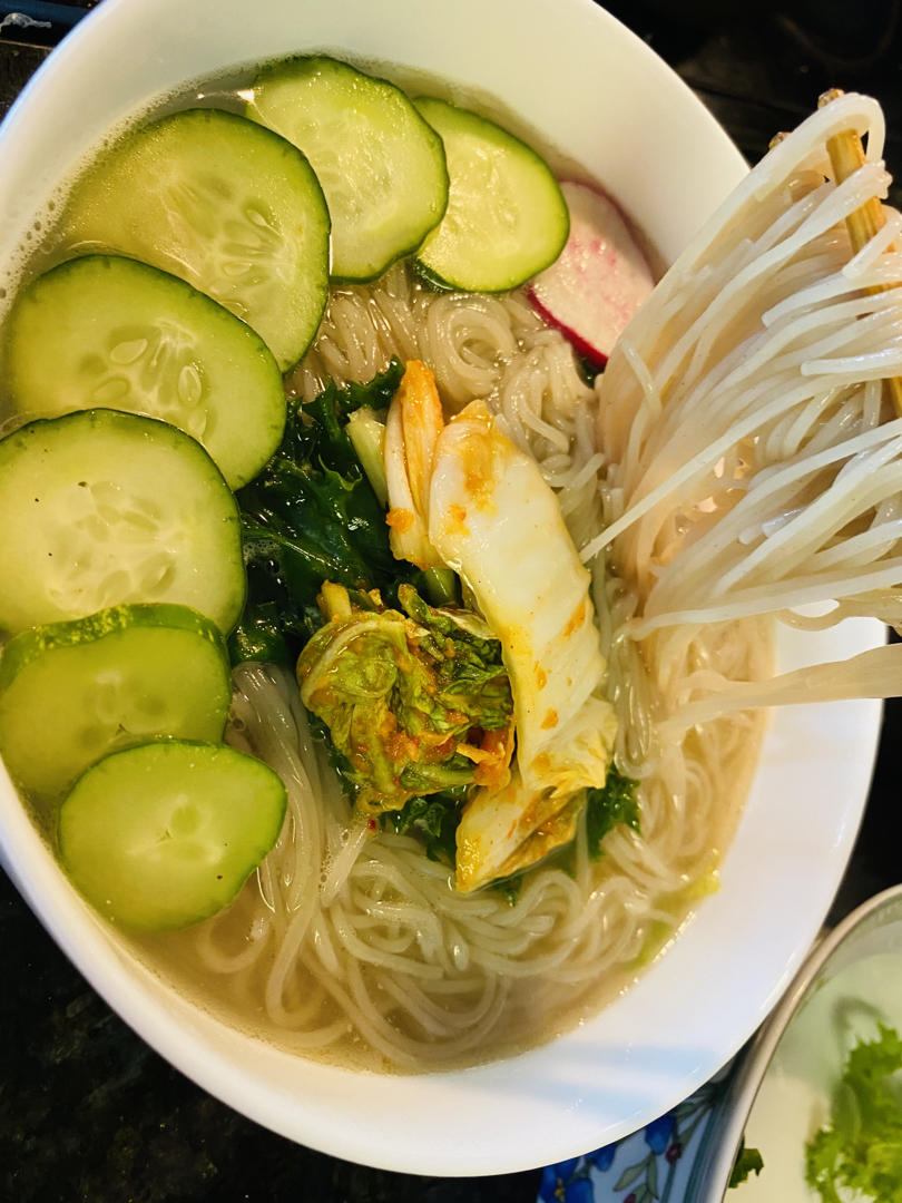 快手热汤荞麦冷面