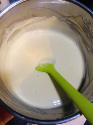 轻乳酪口感的酸奶蛋糕的做法 步骤5