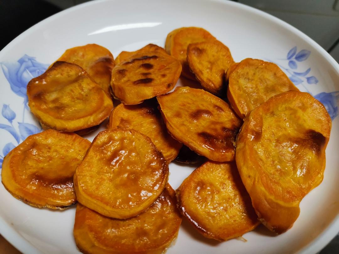 一吃就爱上❗️香甜软糯的烤红薯片❗️巨好吃～追剧必备！