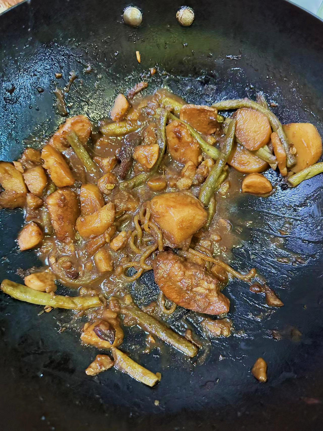 土豆炖肉豆角粉条（东北版）