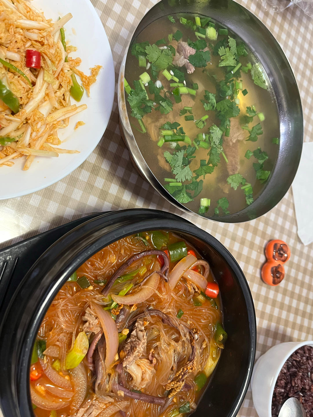 【辣牛肉粉丝汤】一款让你能上瘾的汤，不信你试试