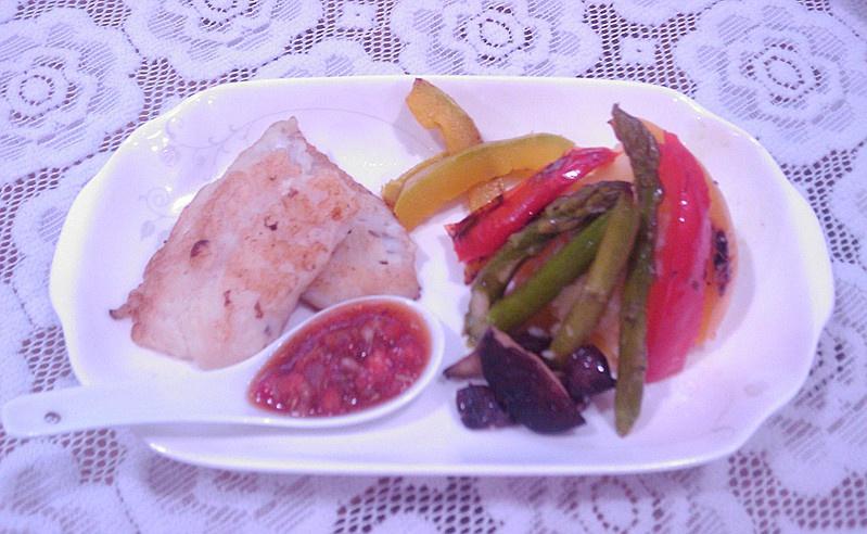 烤龙利鱼柳和夏野菜with和风SalsaSauce的做法
