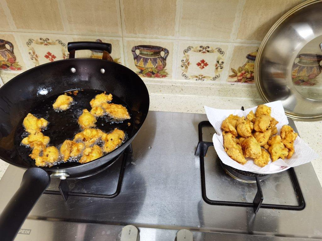 一起用餐吧—油炸鸡蛋泡泡