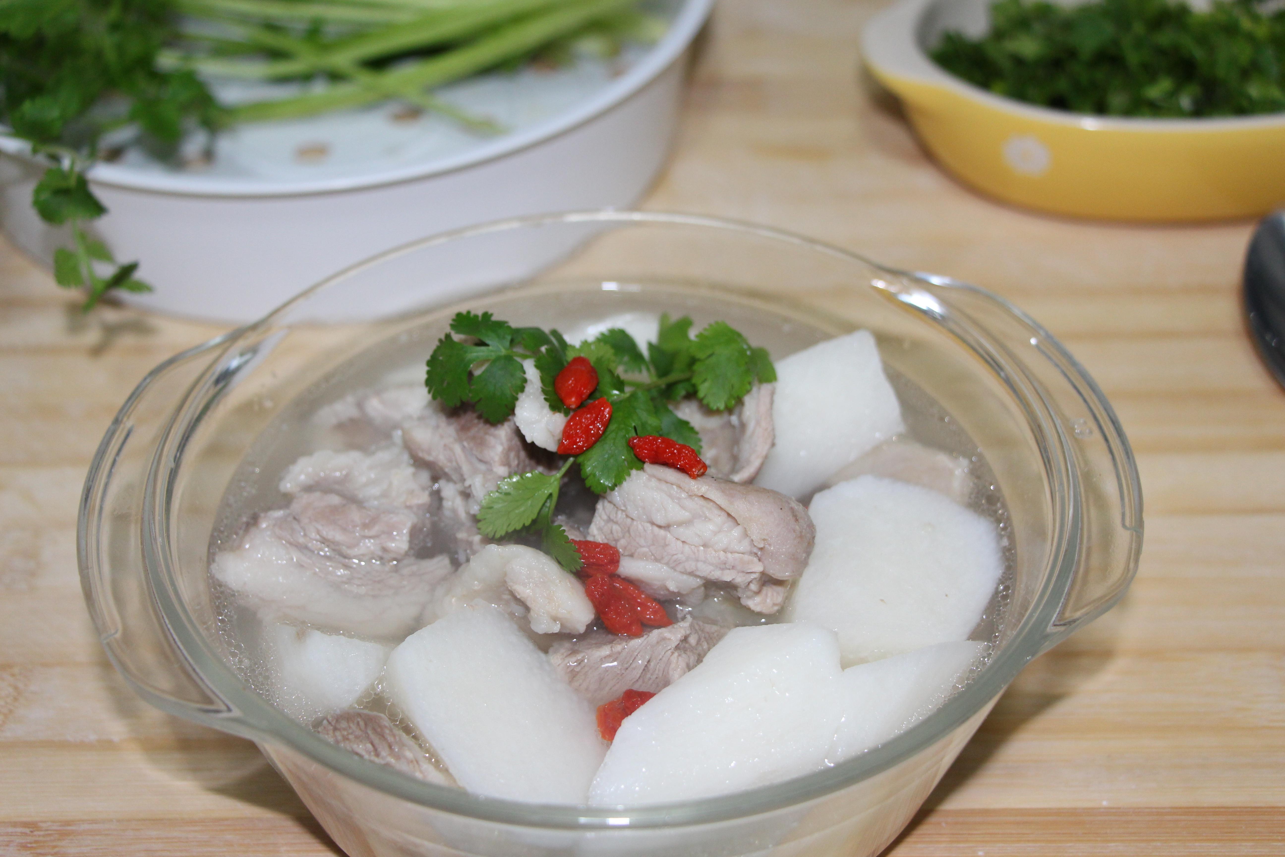 羊肉山药薏米汤的做法