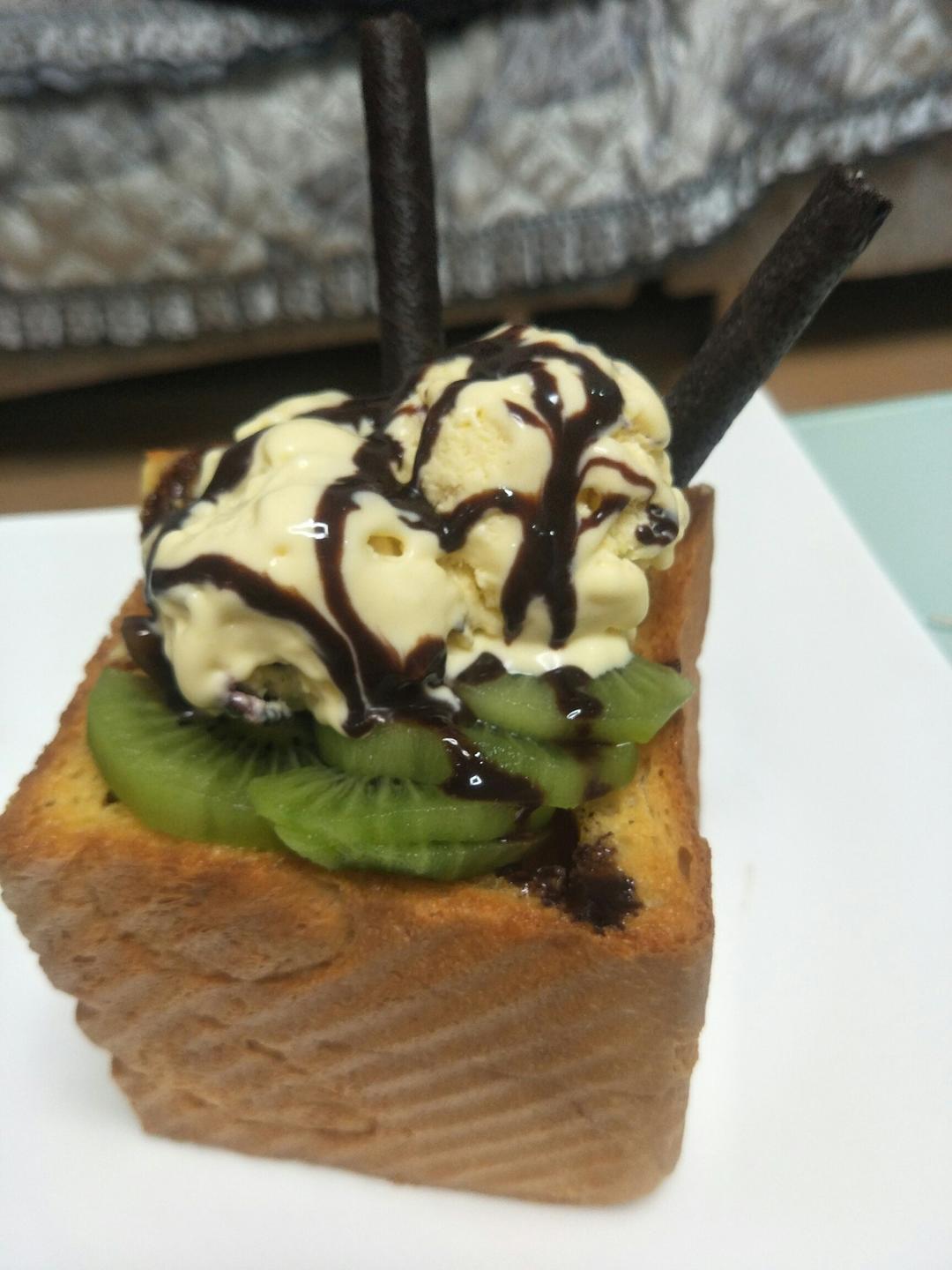 冰激凌蜂蜜厚多士