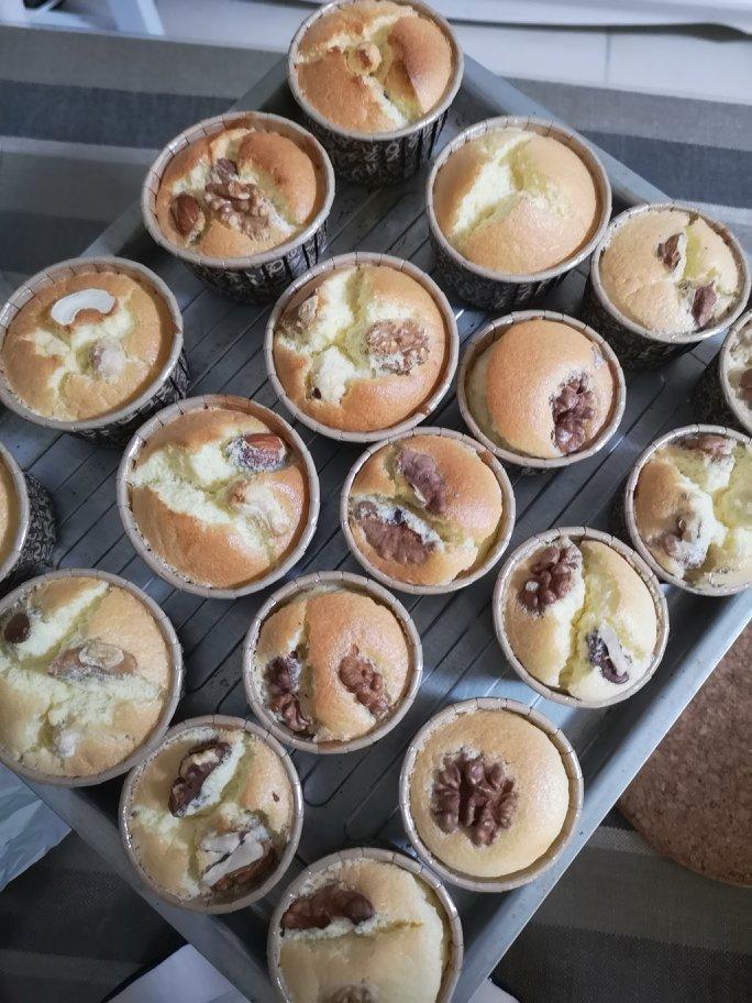 蔓越莓纸杯戚风小蛋糕