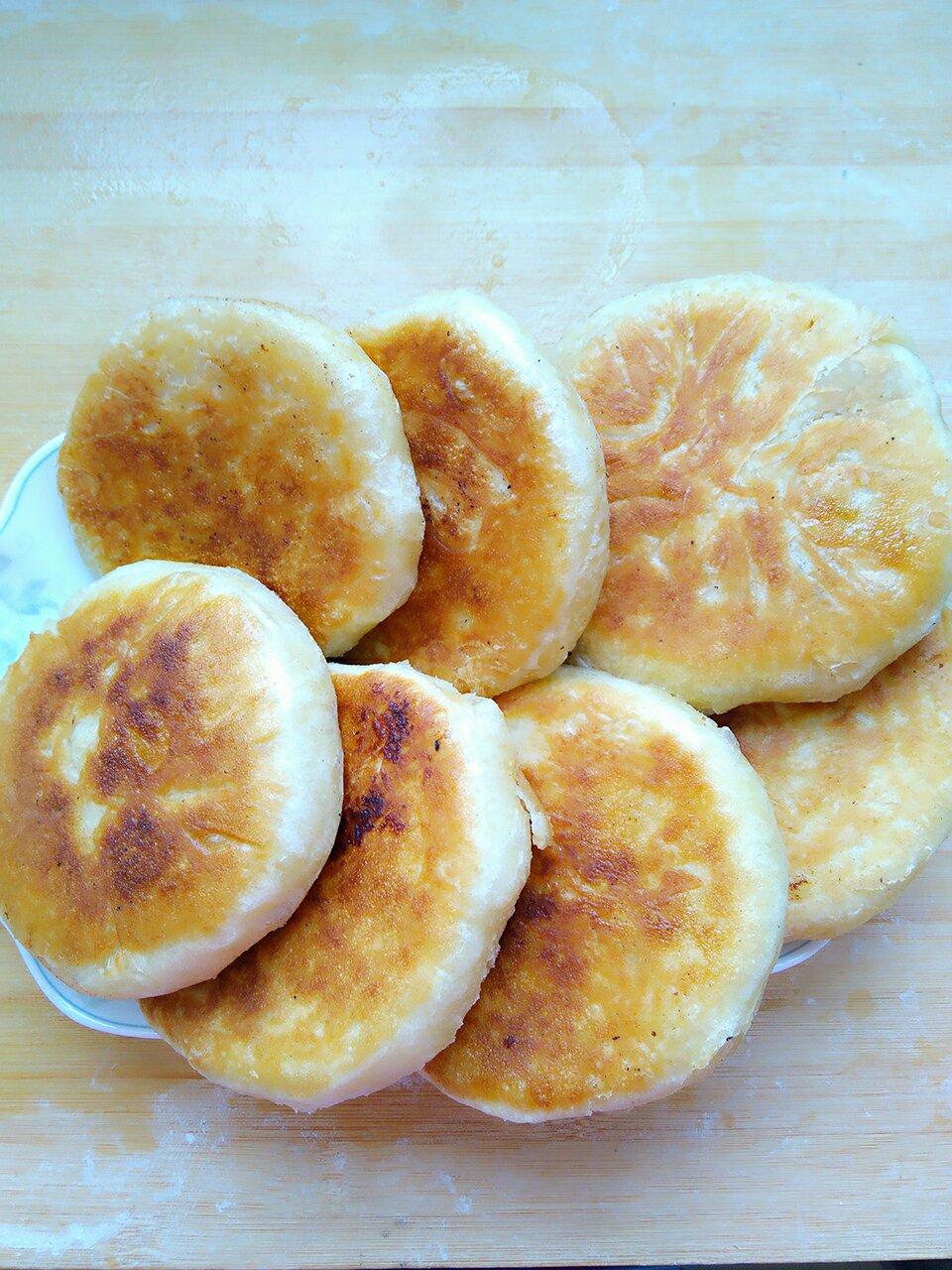 hello芒果团子做的堂妈教你做油酥肉火烧