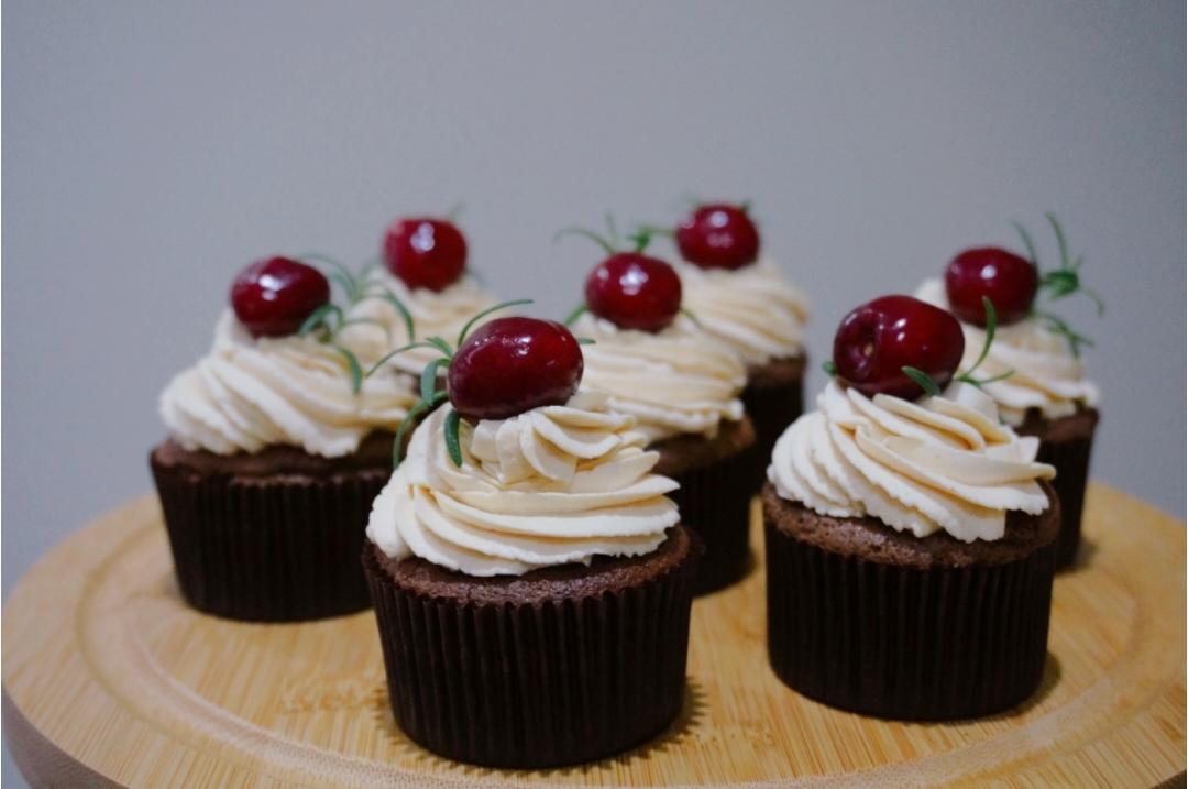 杯子蛋糕吃不够