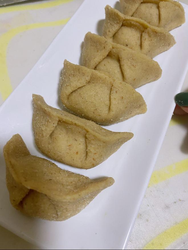 生酮煎饺～ 生酮版的饺子🥟最快速手残级别的包饺子办法。的做法