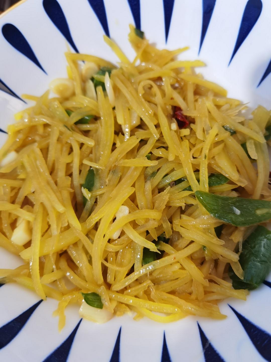 酸辣土豆丝的家常做法 超级下饭