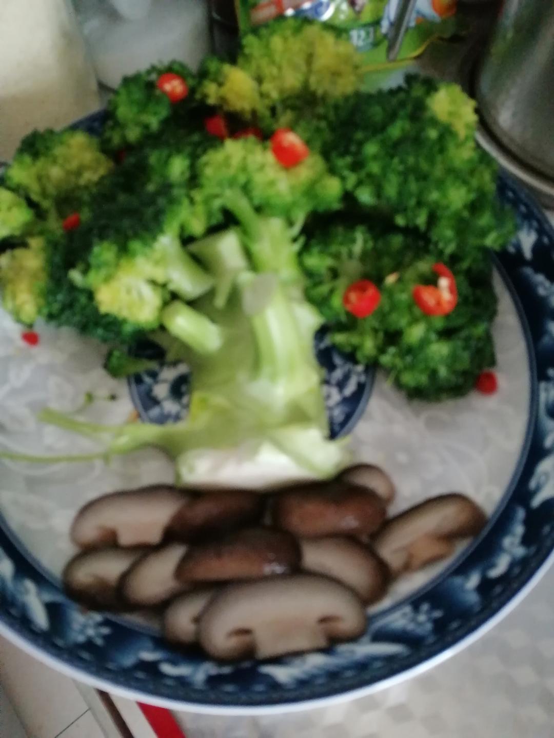 年夜饭：发财树