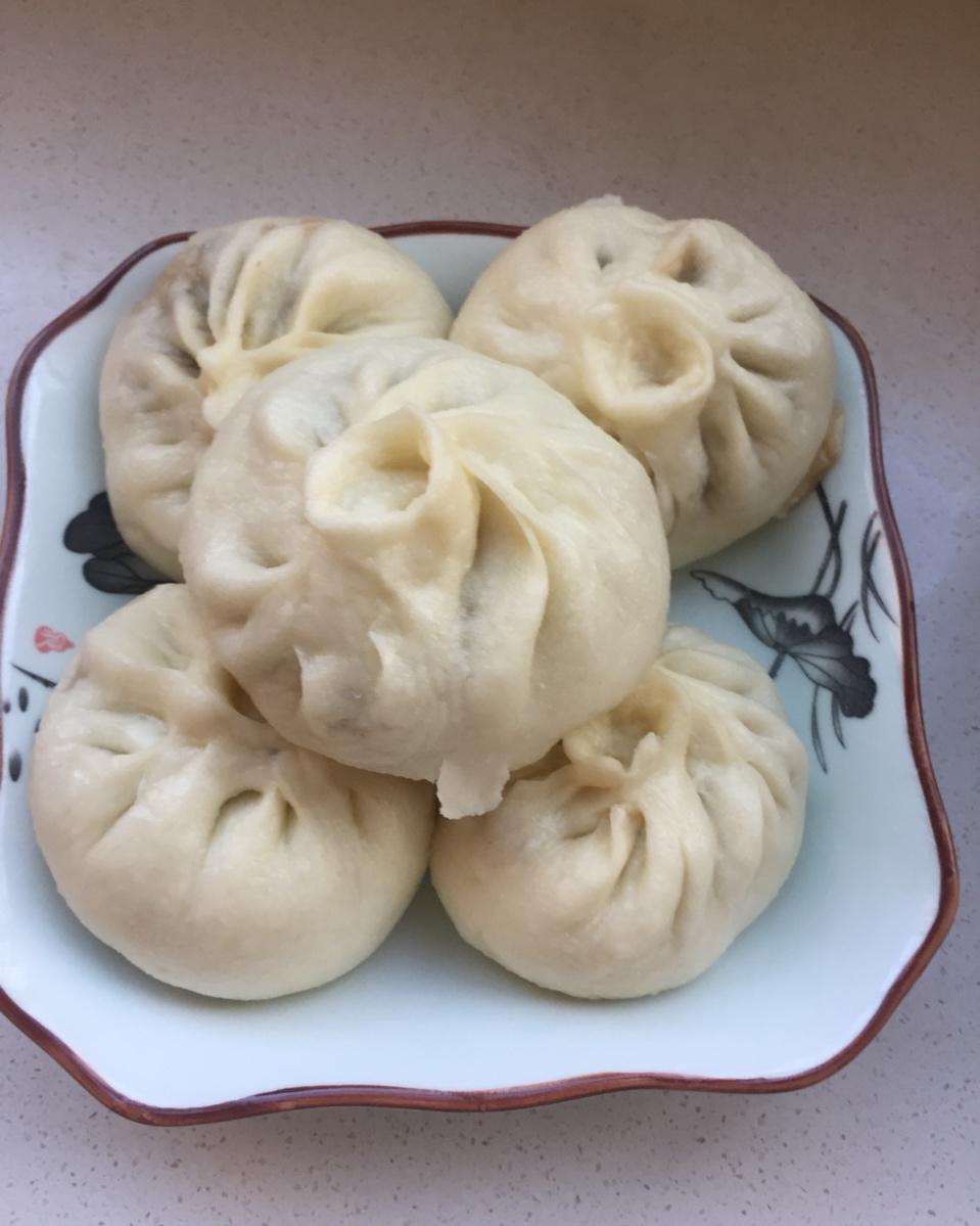 鲜肉包子