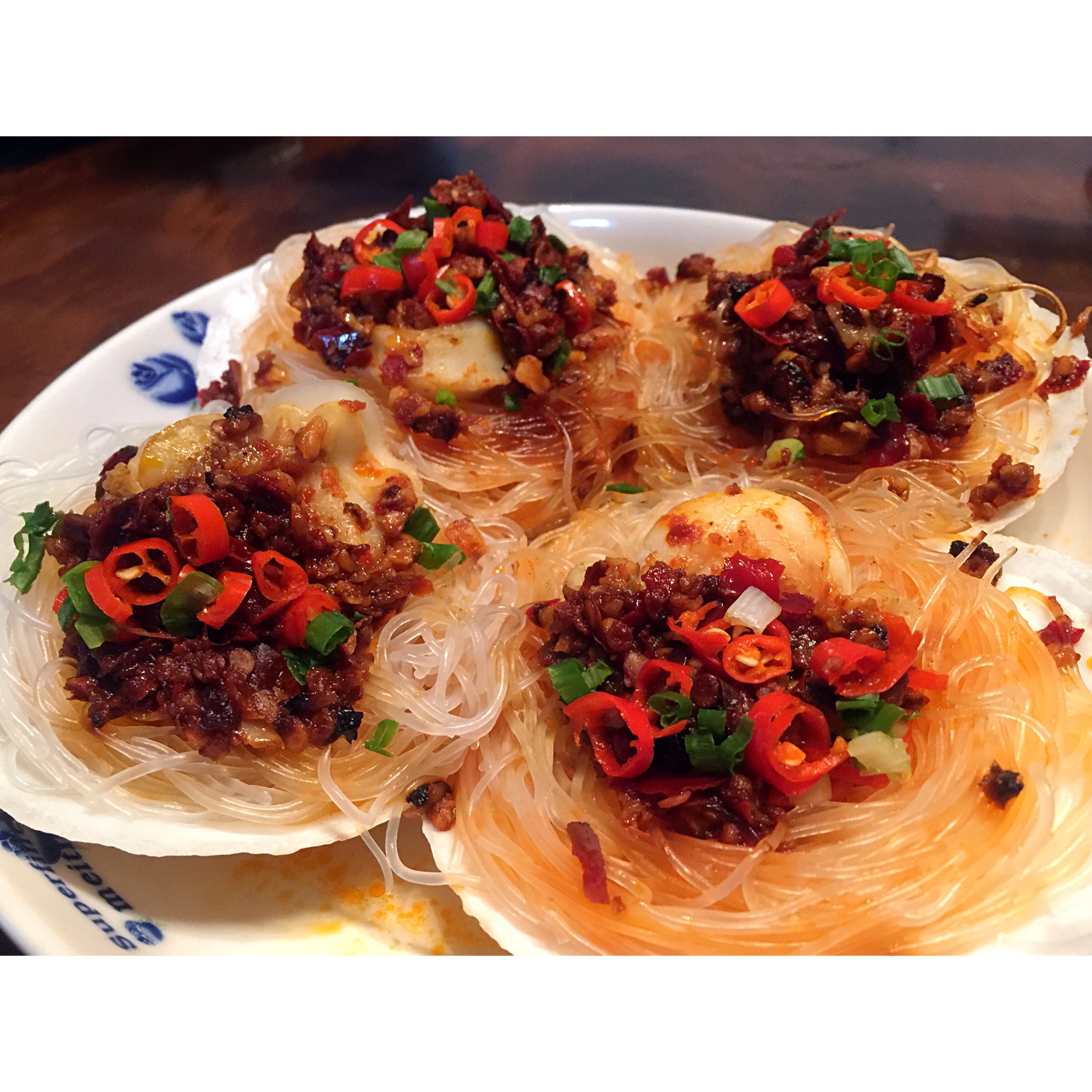 蒜蓉粉丝蒸扇贝