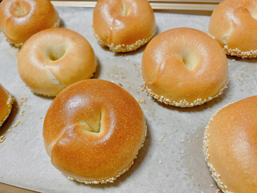 奶盐芝麻贝果🥯超香der～超快手～发酵时间短～超好吃😋