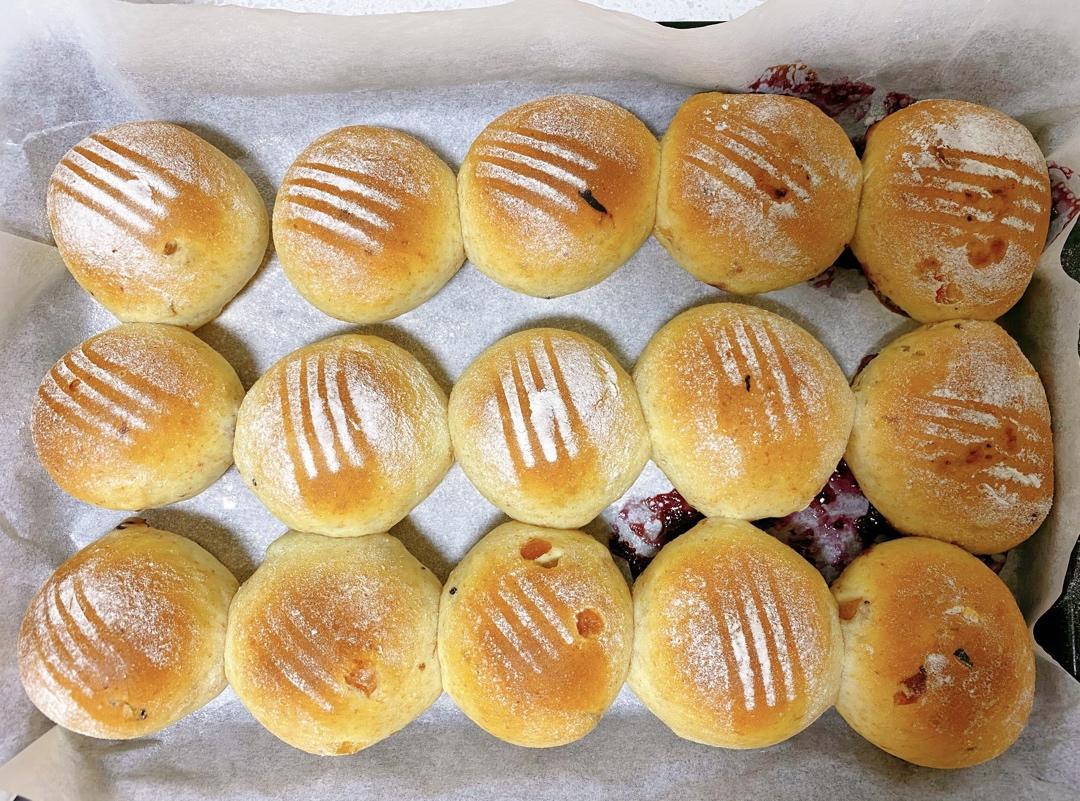 可爱萌萌全麦豆沙面包