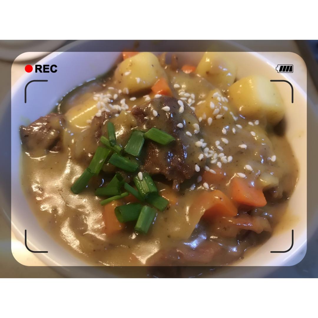 咖喱牛腩