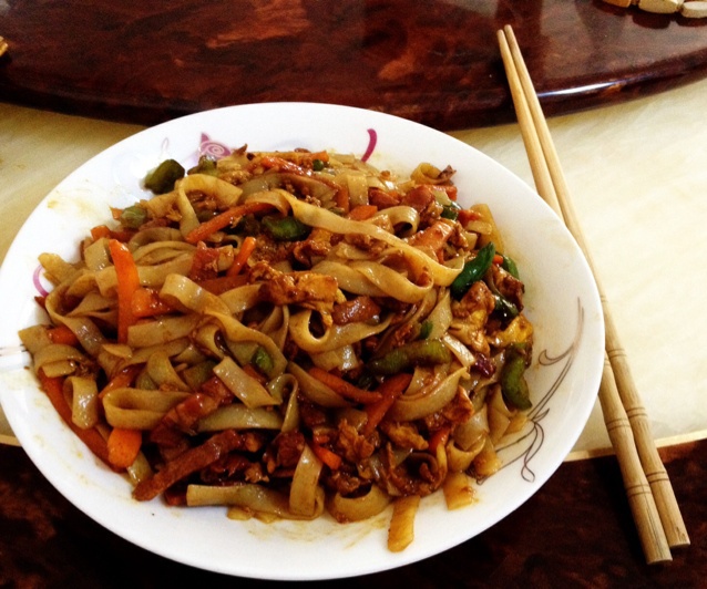 牛肉炒河粉