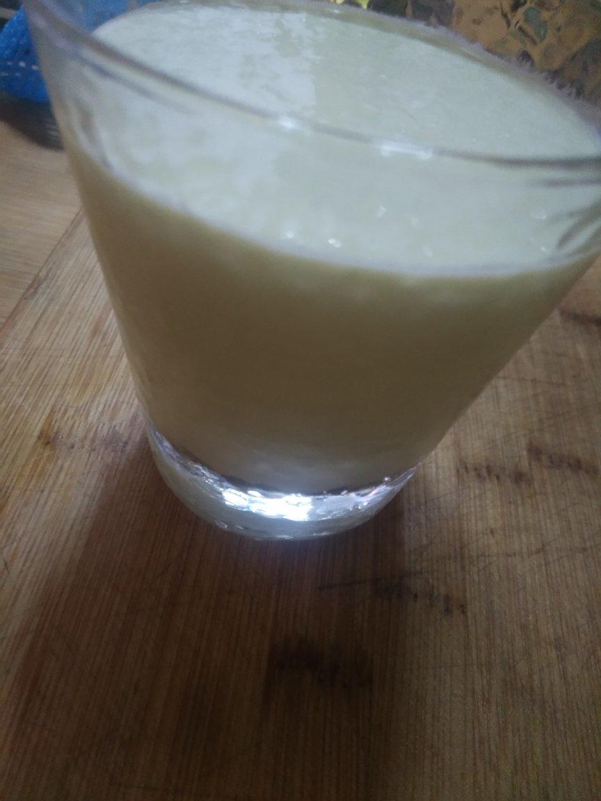 苹果牛油果奶昔