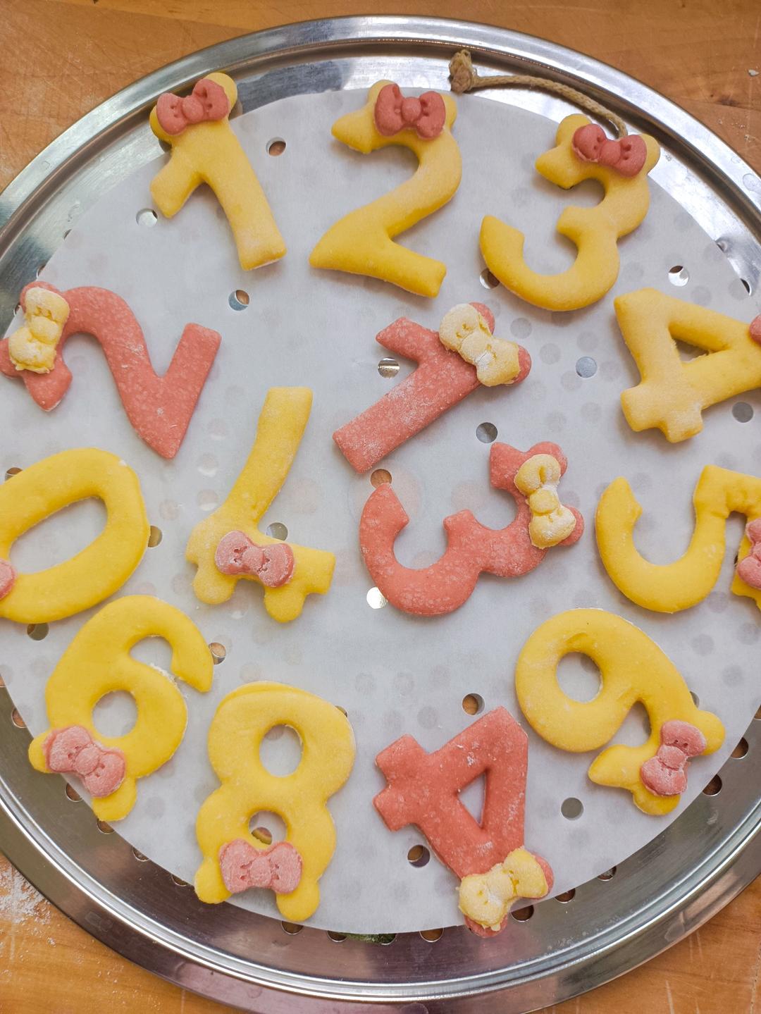 治愈系米奇数字馒头