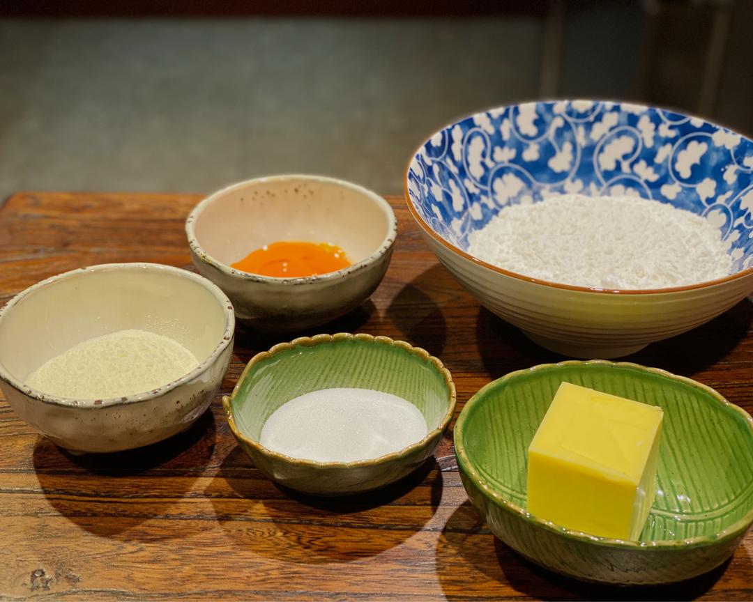 纯奶手撕吐司的做法 步骤1