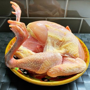 姜黄盐焗鸡，不用一滴水，自制盐焗鸡粉，厨房小白入门级大菜的做法 步骤2