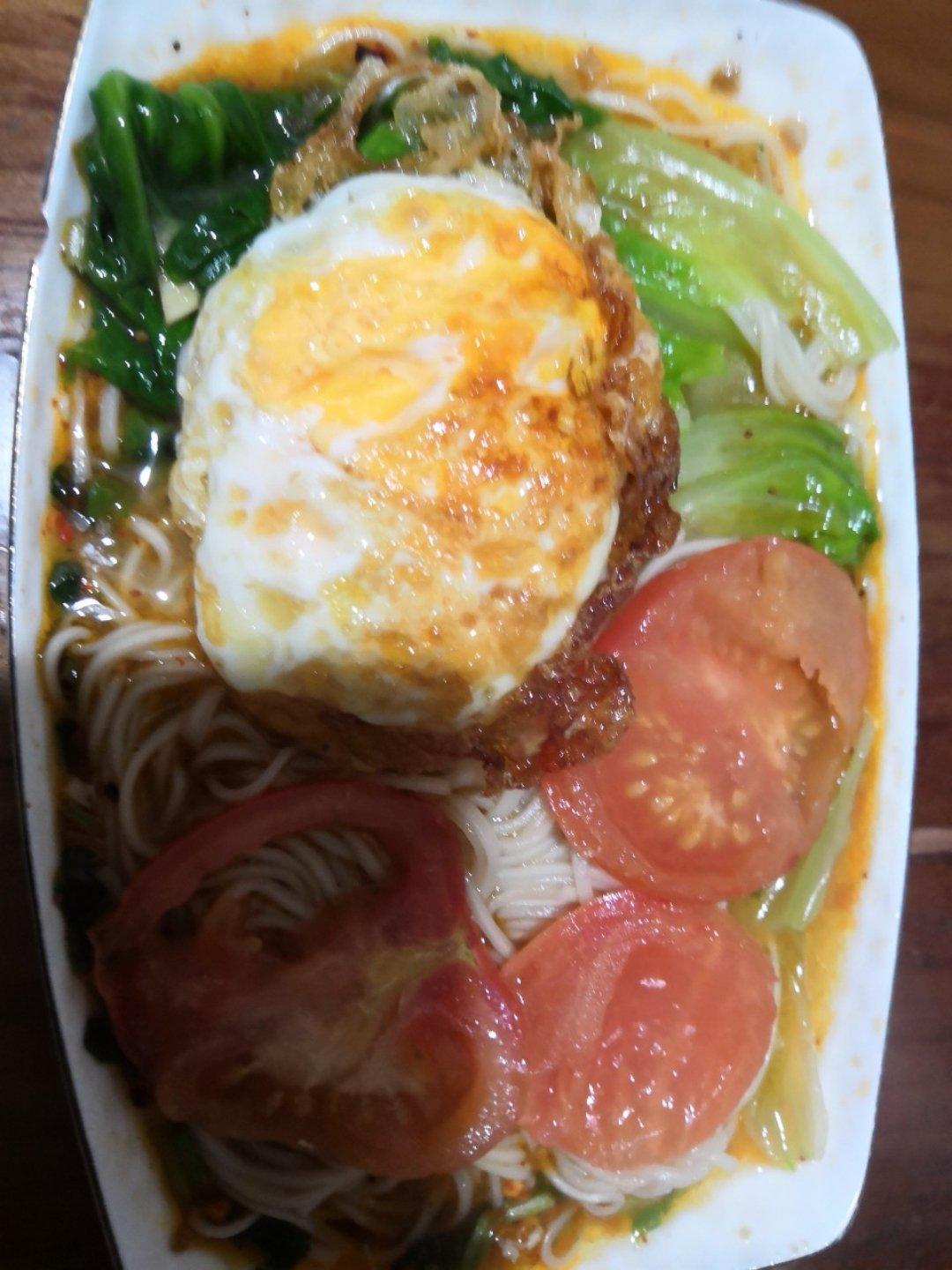 最家常的普通汤面——西红柿鸡蛋龙须面