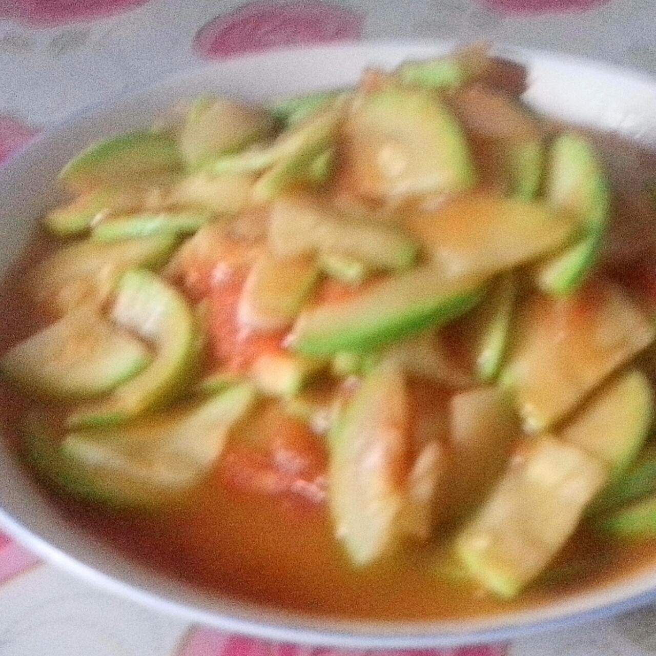 西红柿炒西葫芦