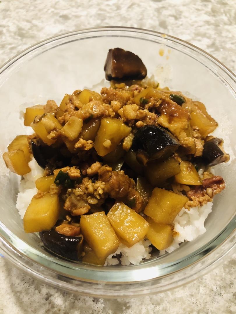 ㊙️香菇土豆肉沫拌饭❗️比外卖还好吃