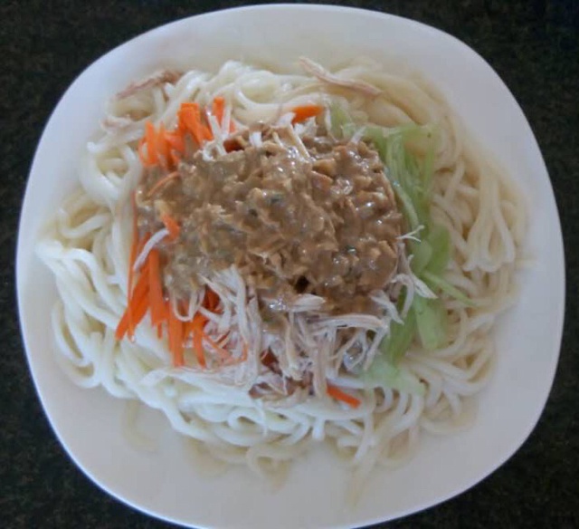 麻酱鸡丝凉面