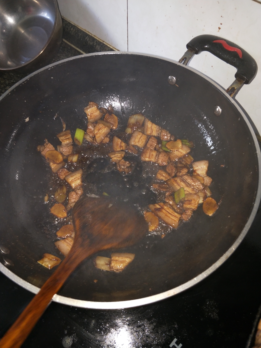 妈妈的家常菜~松蘑炖白菜(粉条豆腐粉皮)的做法 步骤4