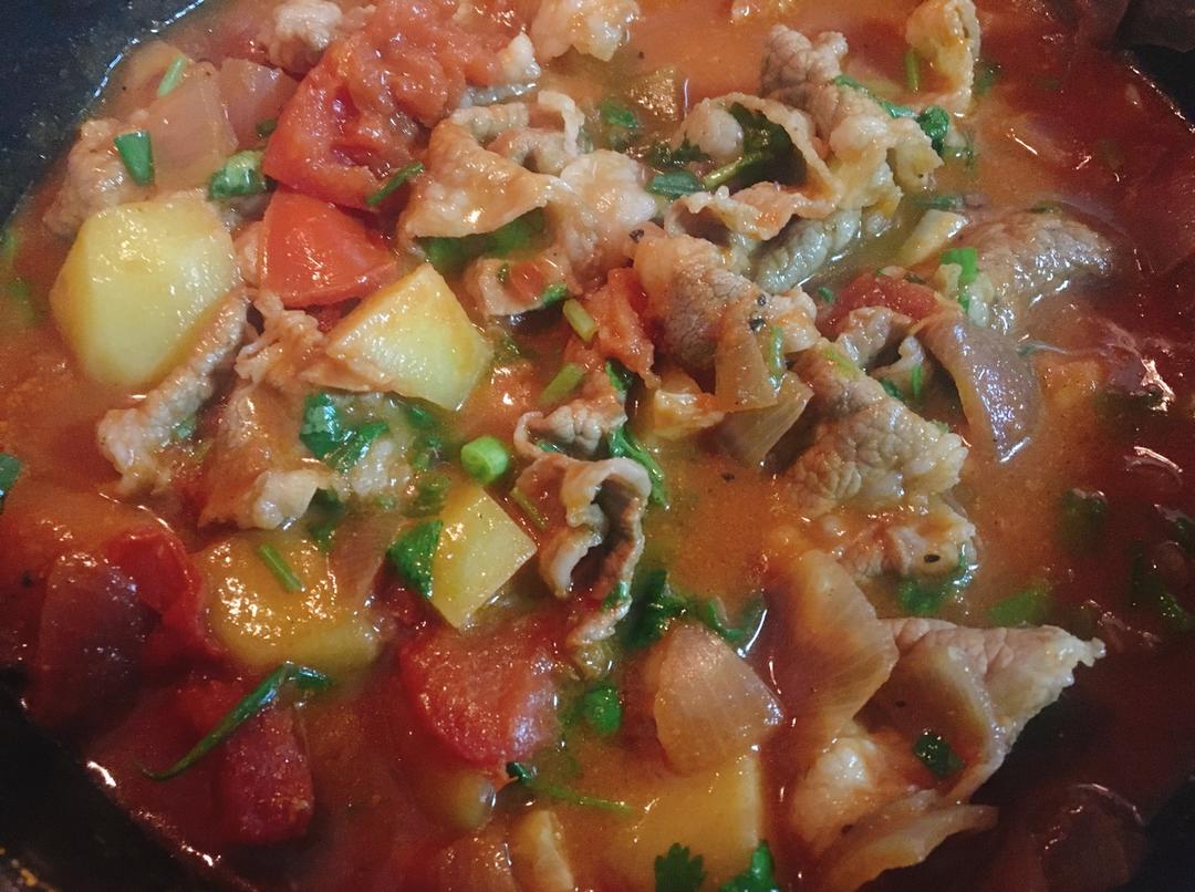 番茄土豆肥牛锅