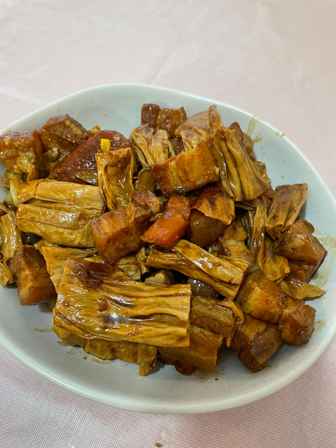 家常版的红烧肉（一点都不腻，软，糯)