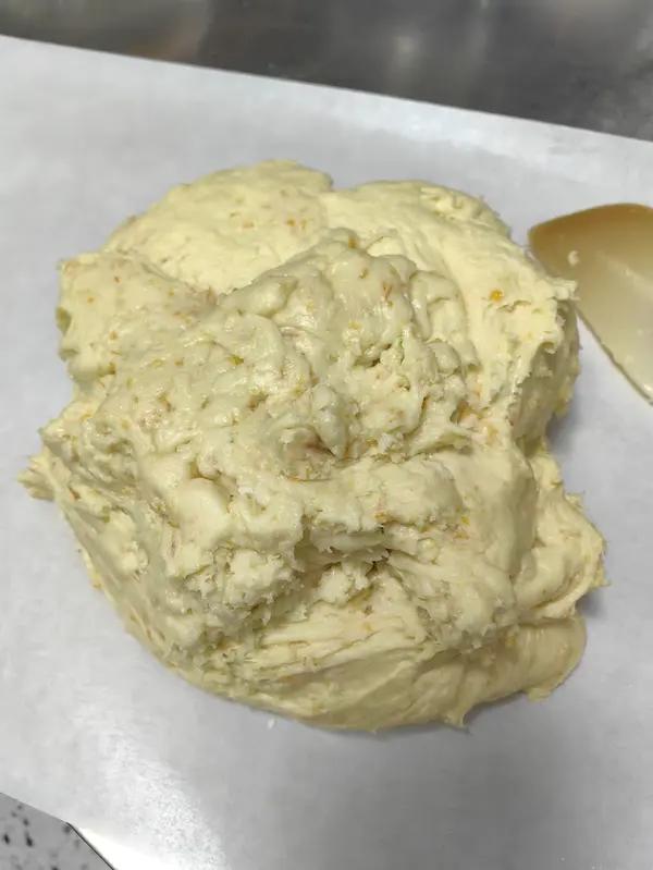 一口爆汁！清香甜橙司康饼