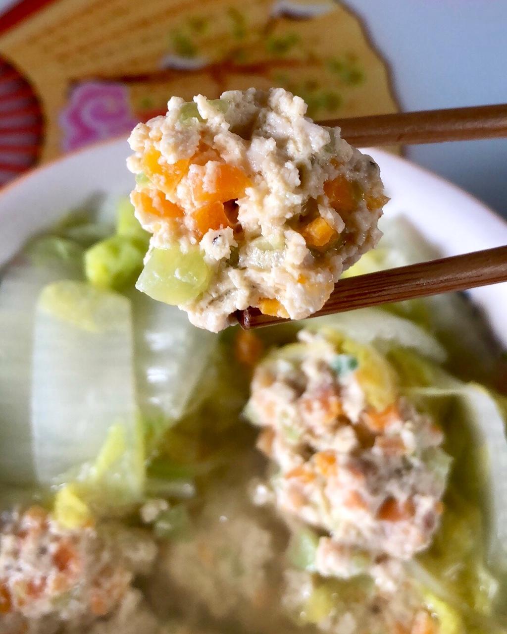 catch221做的清蒸鸡胸肉丸子减脂版