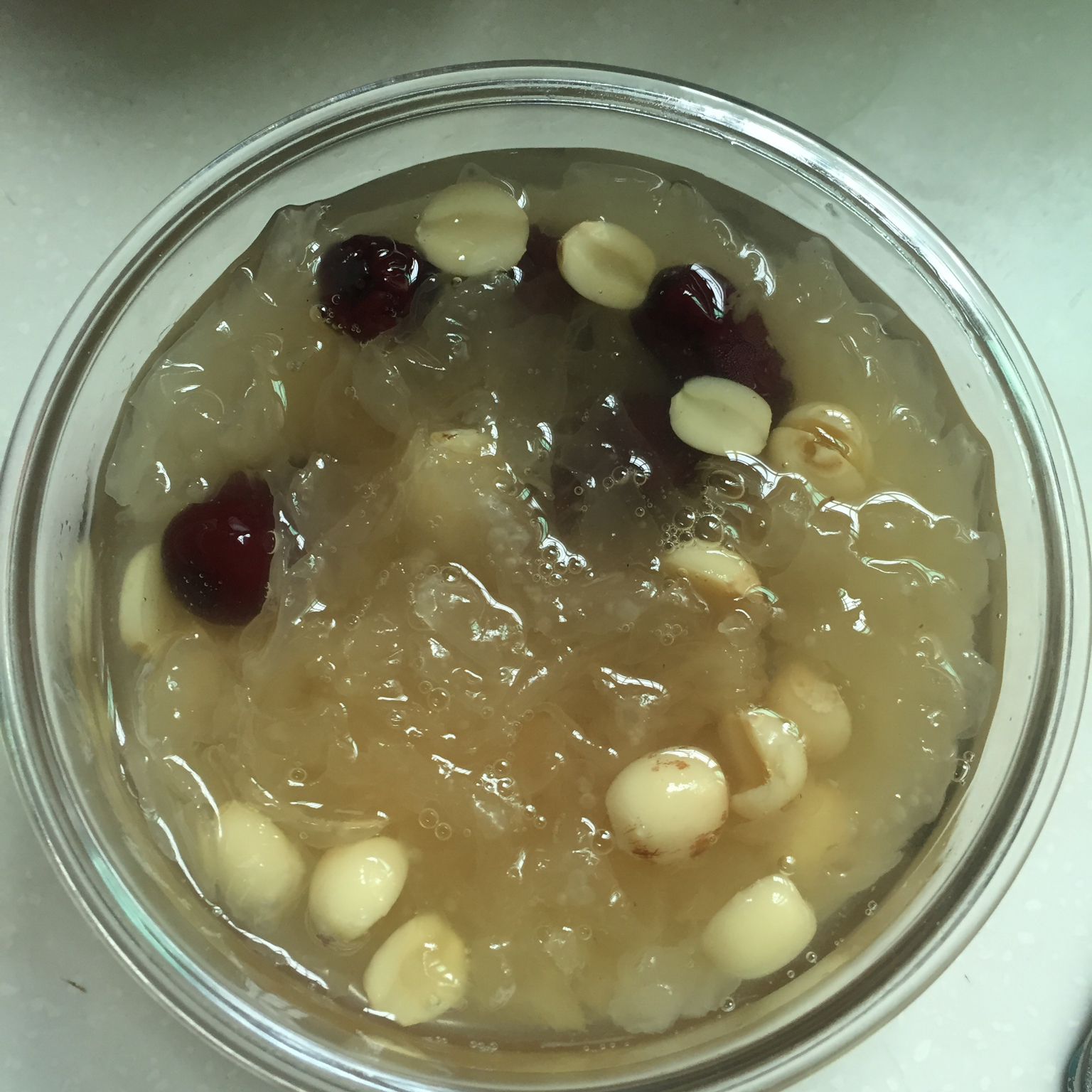 红枣银耳莲子羹