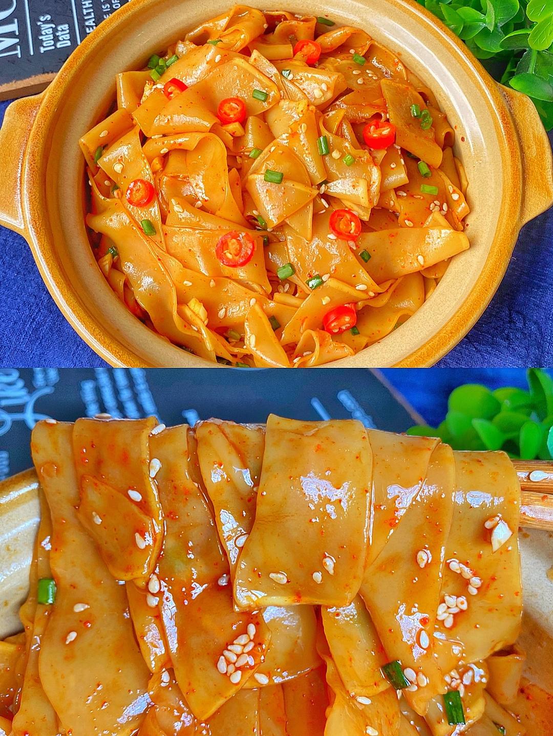 饺子皮版油泼面的做法