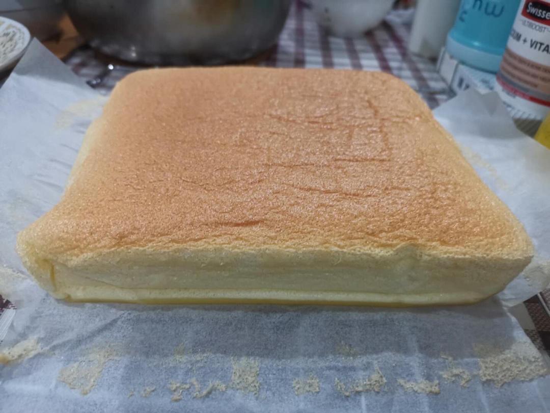 堪比柯基屁股
爆浆芝士🧀古早蛋糕