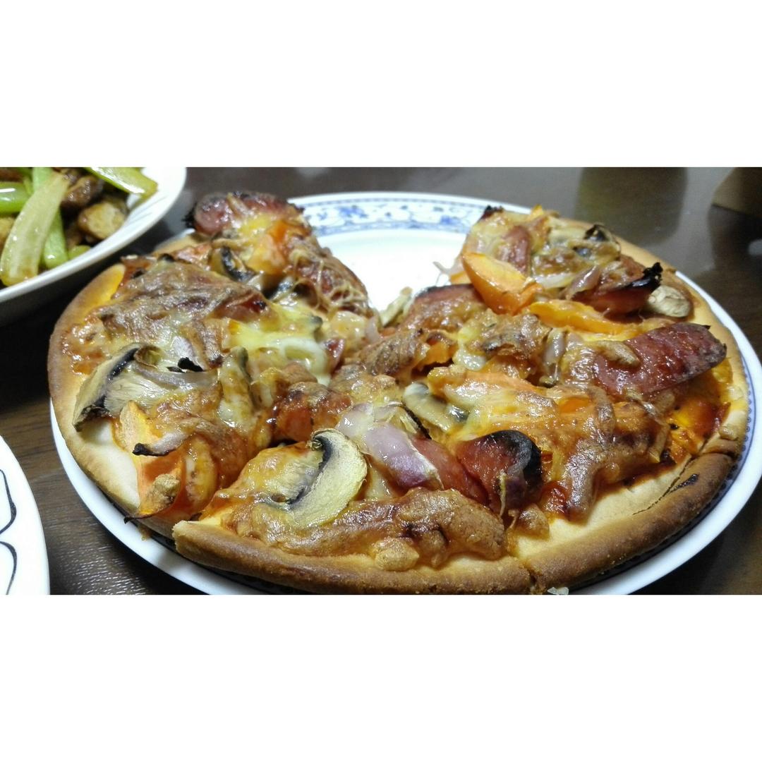 8寸纯手工什锦披萨