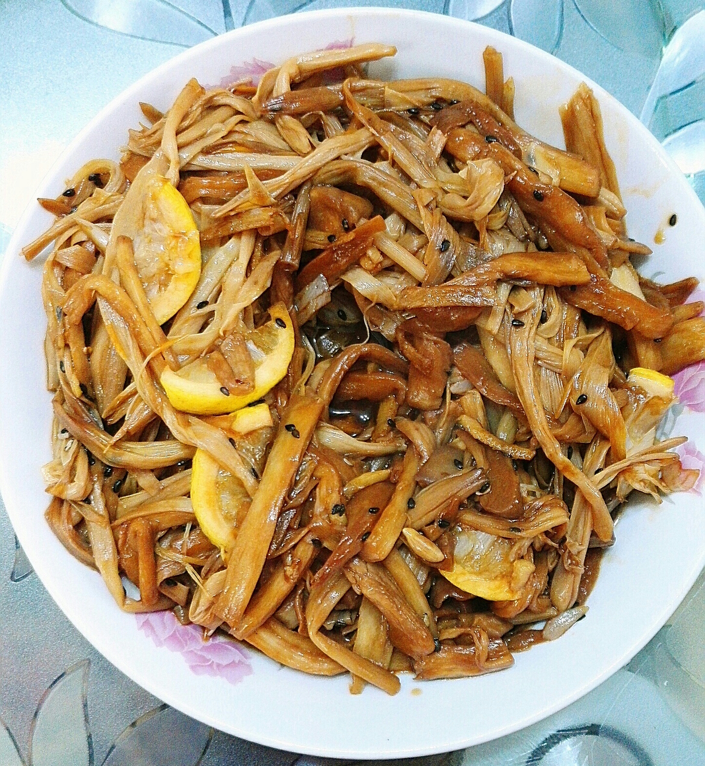 黄花菜杏鲍菇的做法