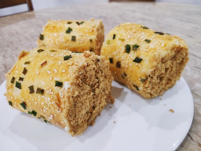 香葱肉松面包卷 视频菜谱 的做法视频 做法步骤 下厨房 香葱肉松面包卷 视频菜谱 的做法视频 做法步骤 下厨房