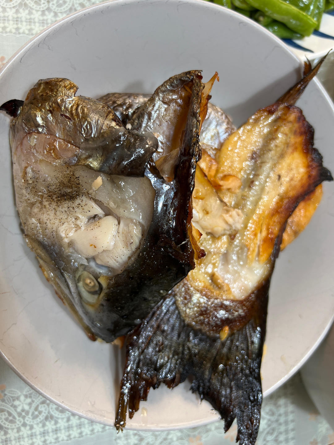 香烤三文鱼头-味道完胜日料店