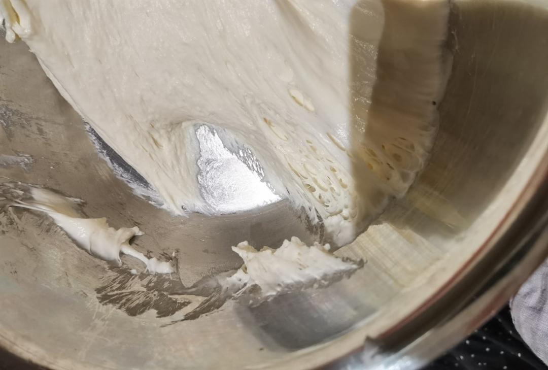 鲜奶液种超熟吐司