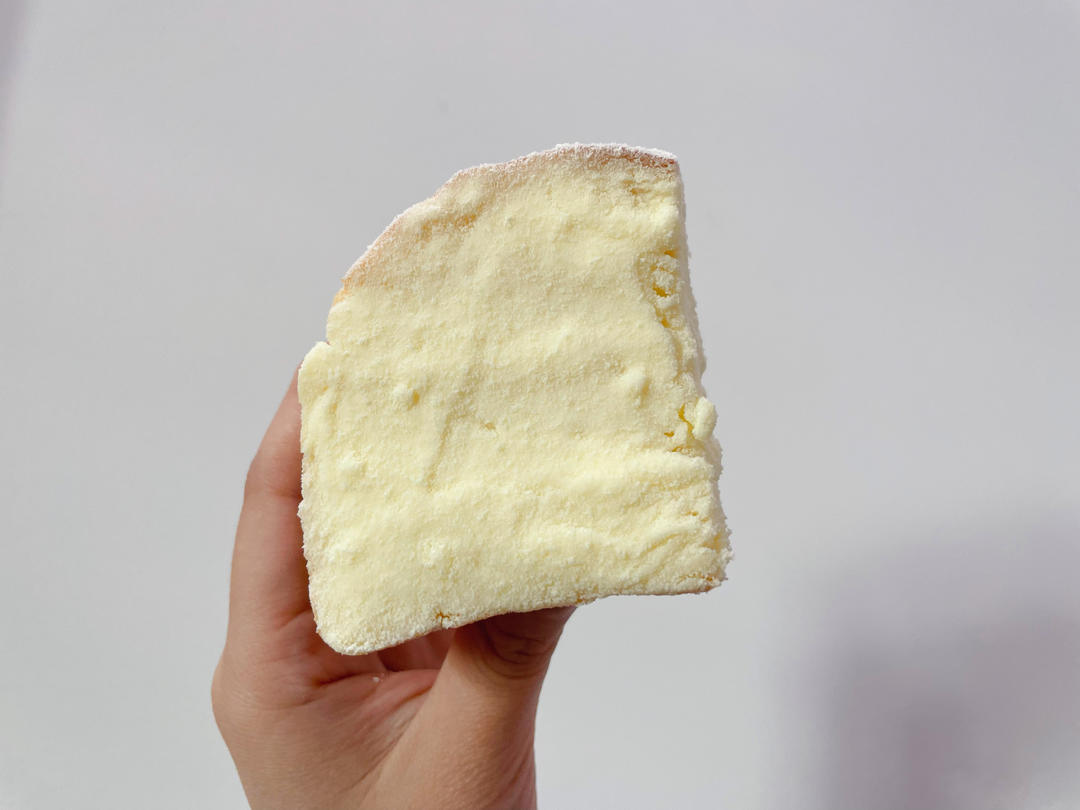 软噗噗的迷你奶酪包