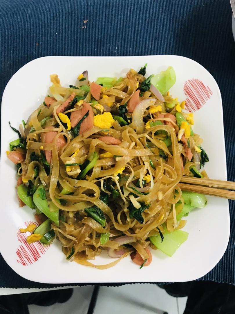 炒河粉