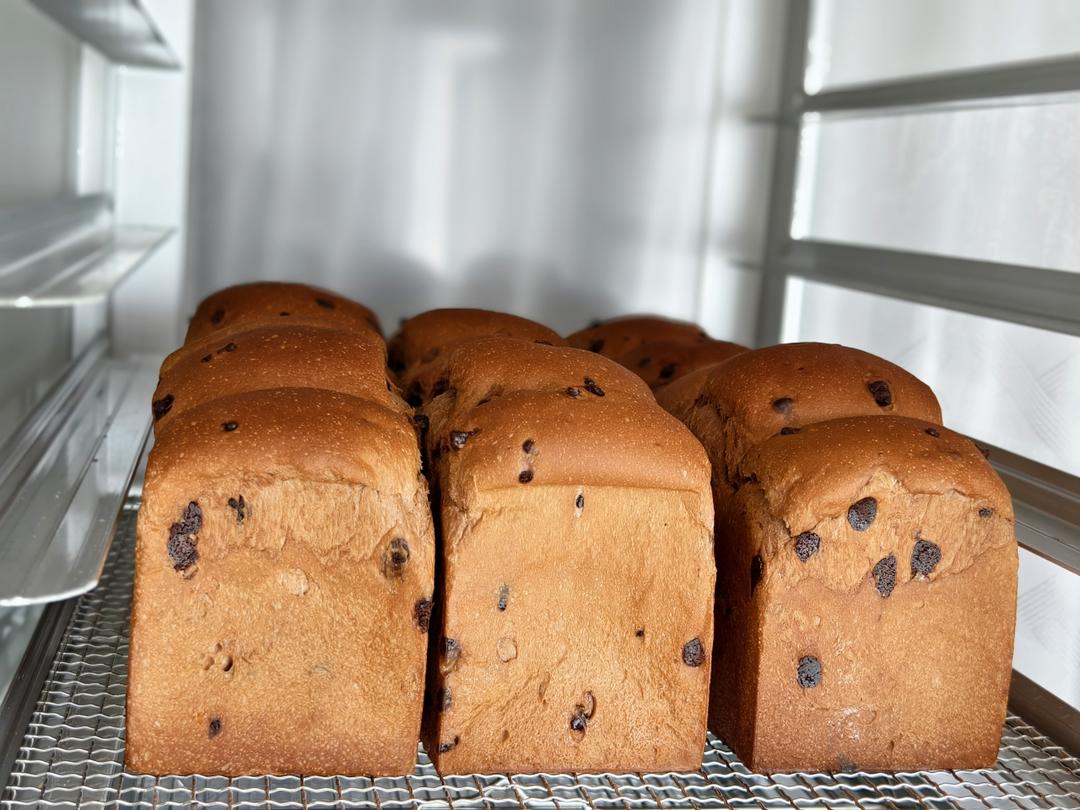 巨~巨好吃的巧克力奶油吐司