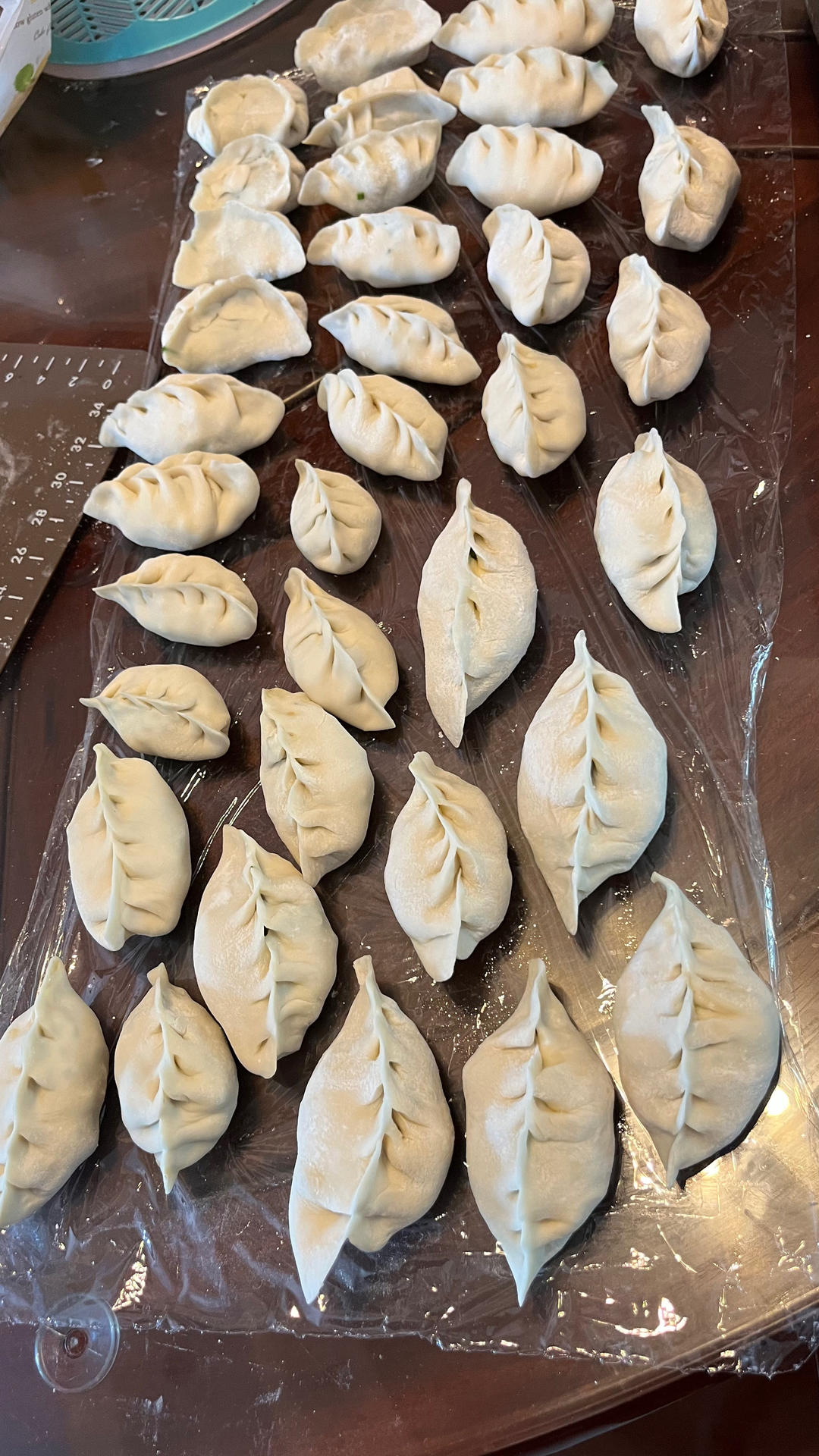 手工揉面三分钟，又韧又薄又好包的饺子皮