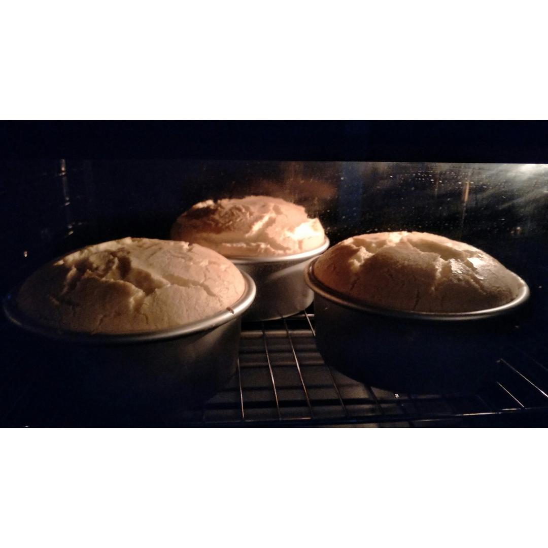 十寸戚风蛋糕（君之改良版）